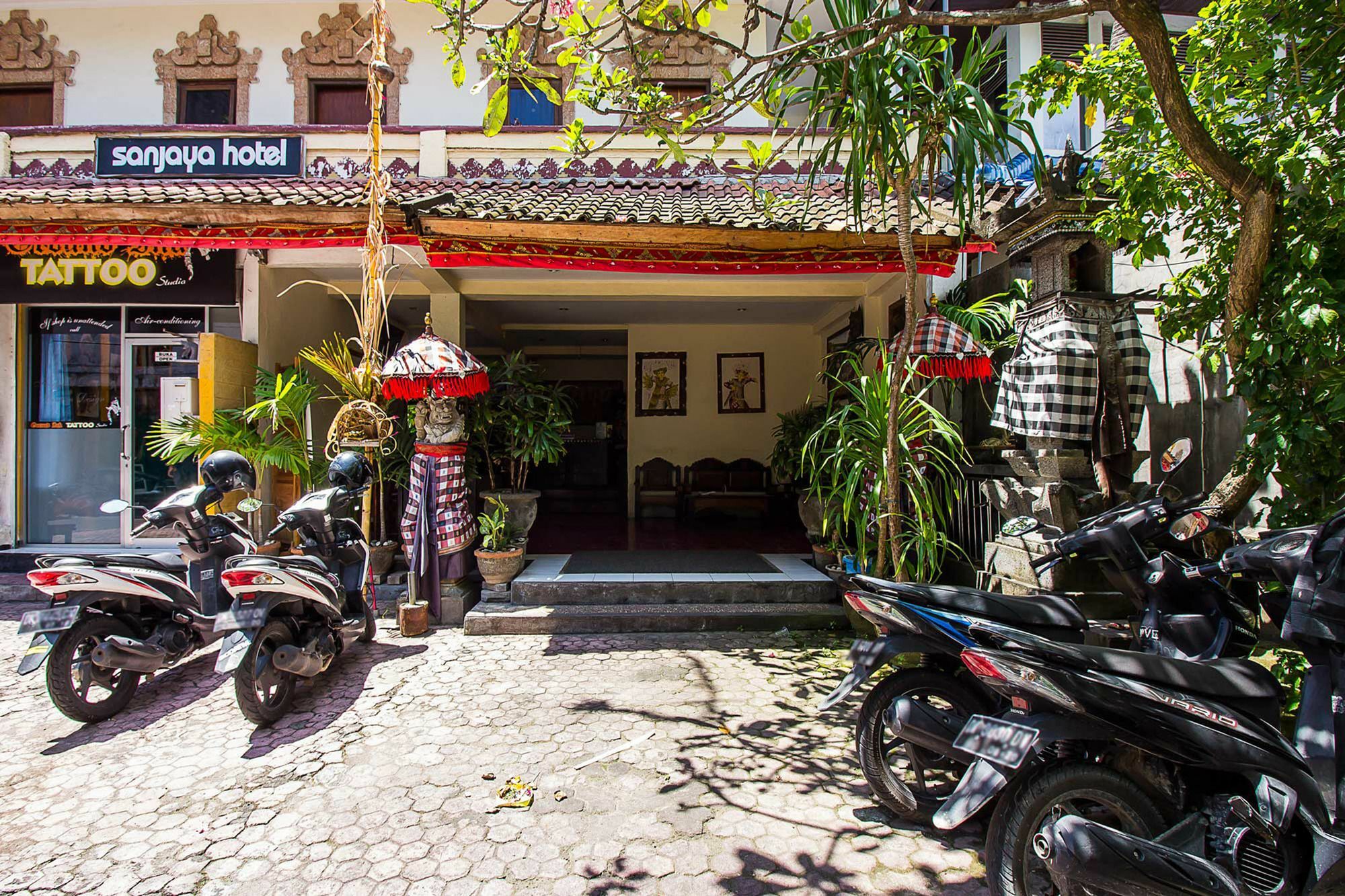 Hotel Sanjaya Managed By Tinggal Kuta Lombok Dış mekan fotoğraf